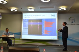 Explicación del Dr. Vañó sobre la integración y resultados de Radimetrics